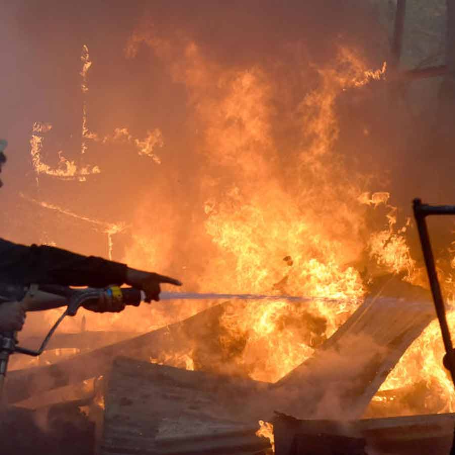 Several people killed in fire at multi-storey building in Topsia, Kolkata