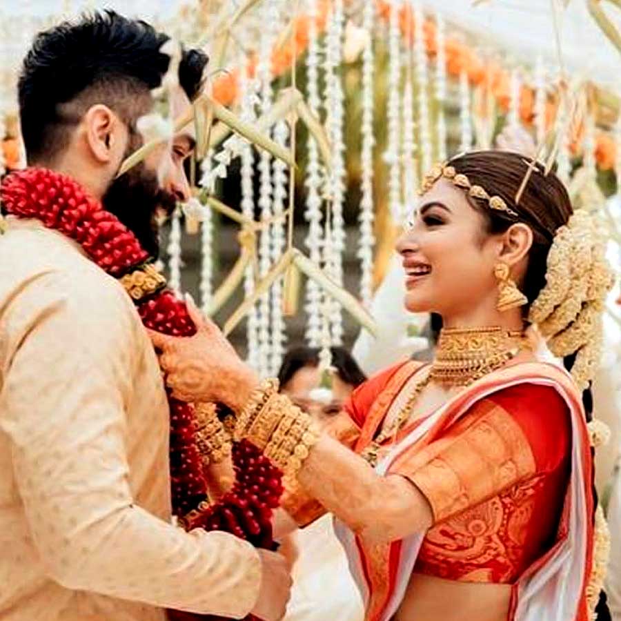 Why Suraj Nambiar Deleted His Instagram Account Amid Separation Rumours With Mouni Roy dgtl