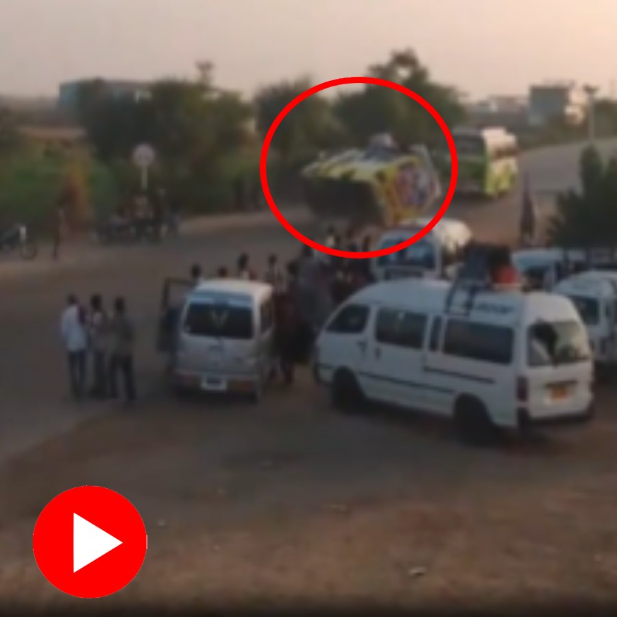 Video shows a Karachi–Keenjhar tourist bus overturns in Pakistan, over 20 passengers injured