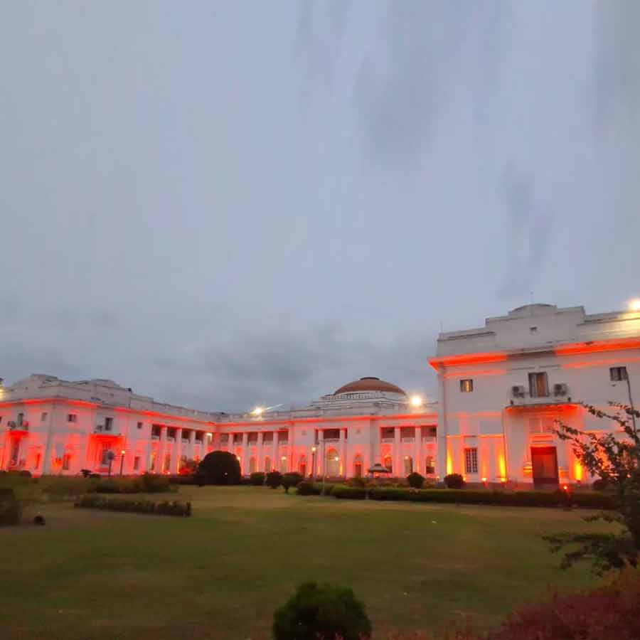 Instead of blue and white lights, West Bengal Legislative Assembly building is decorated with saffron colored lights