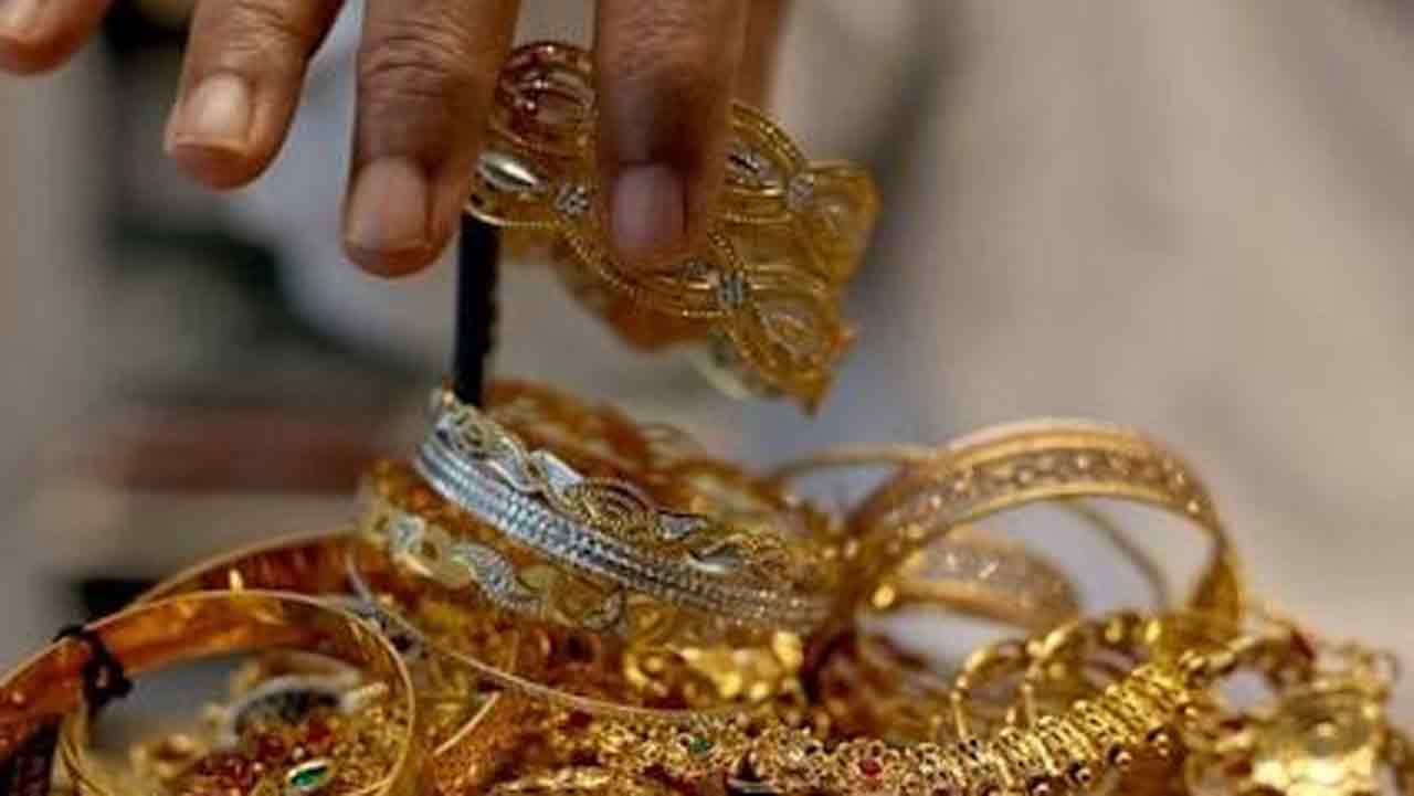 What Would Happen to India’s Economy If People Stop Buying Gold for a Year? Experts Explain