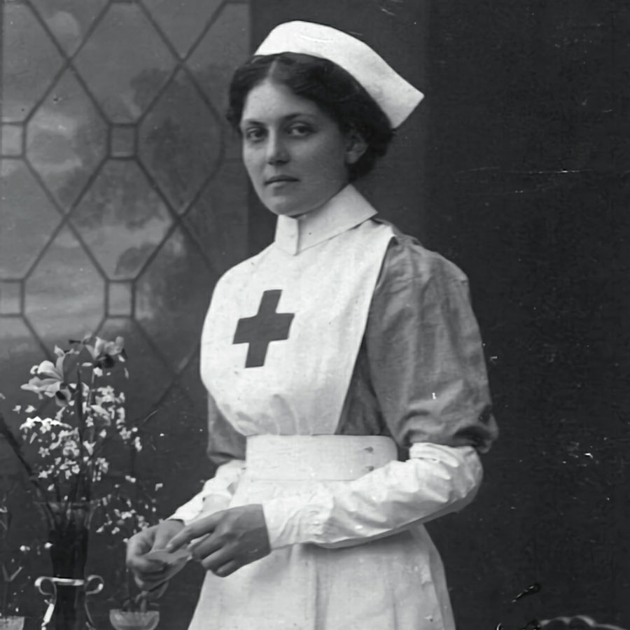 Know about Violet Jessop whose nickname was ‘Miss Unsinkable’, survived the Titanic and two more shipwrecks