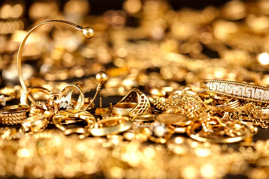 How Much Gold Indians Can Legally Keep at Home? Know Government Rules, tax Limits and Penalties