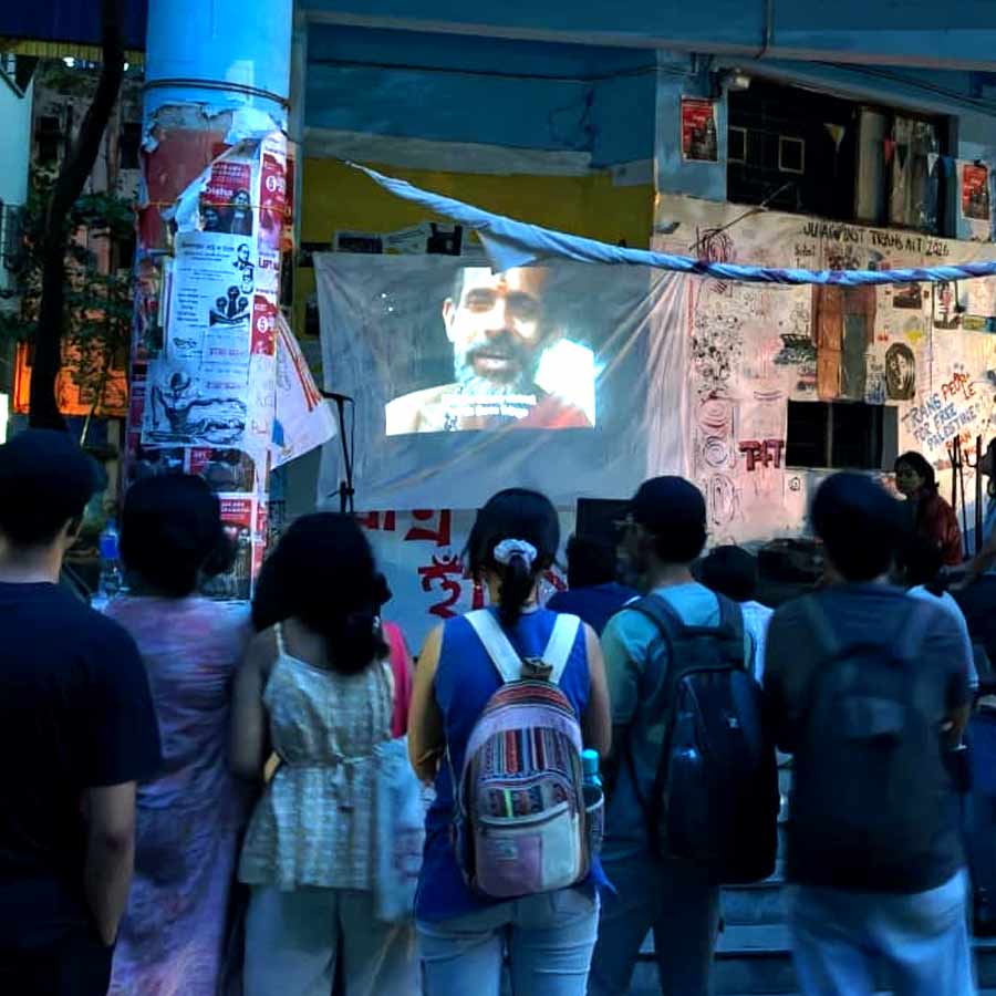 ‘Ram Ke Naam’ Screened at Jadavpur University dgtl