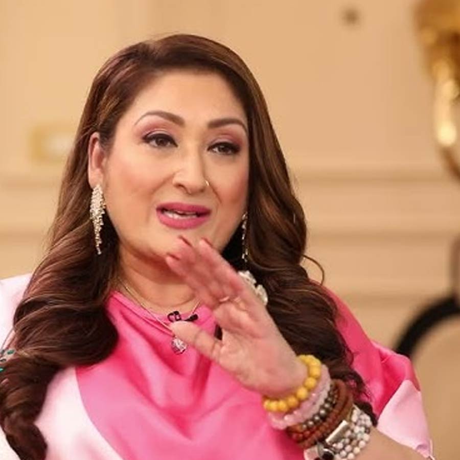 নিজেকে কড়া নিয়মে বেঁধে নিয়েছেন সুনীতা আহুজা।