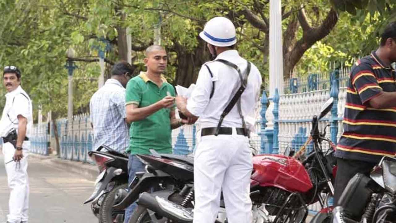 Kolkata Police took step in 775 cases where bikers did not wear helmet dgtl