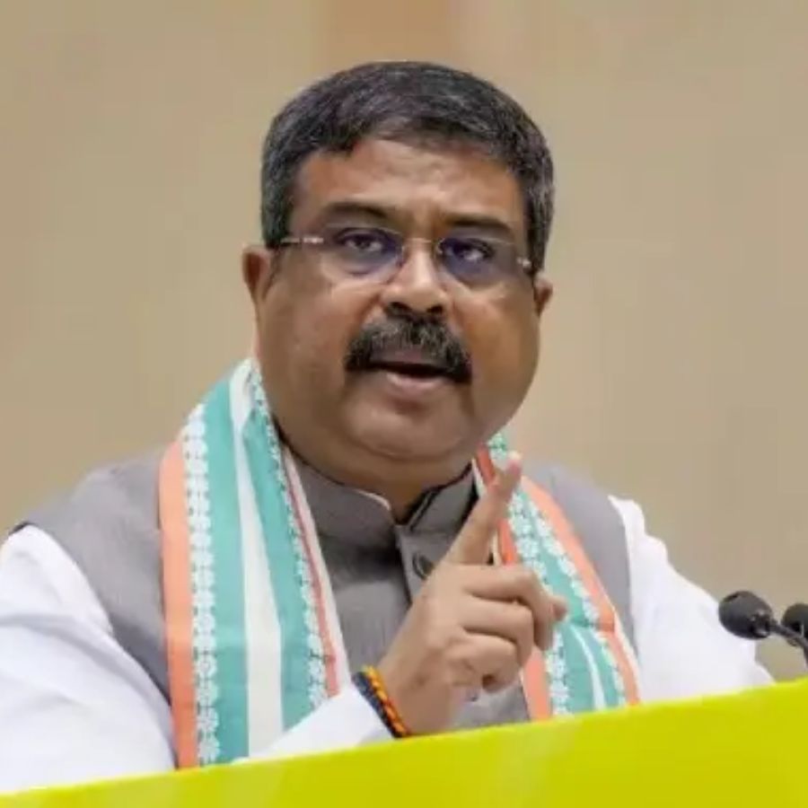 কেন্দ্রীয় শিক্ষামন্ত্রী ধর্মেন্দ্র প্রধান।