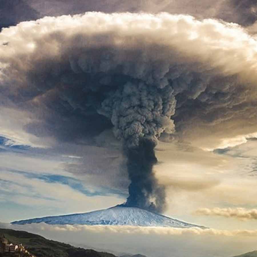 How Volcanic eruption destroyed methane cloud in the sky dgtl