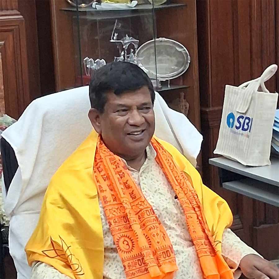 New Speaker assures equal right, Former speaker counters CM