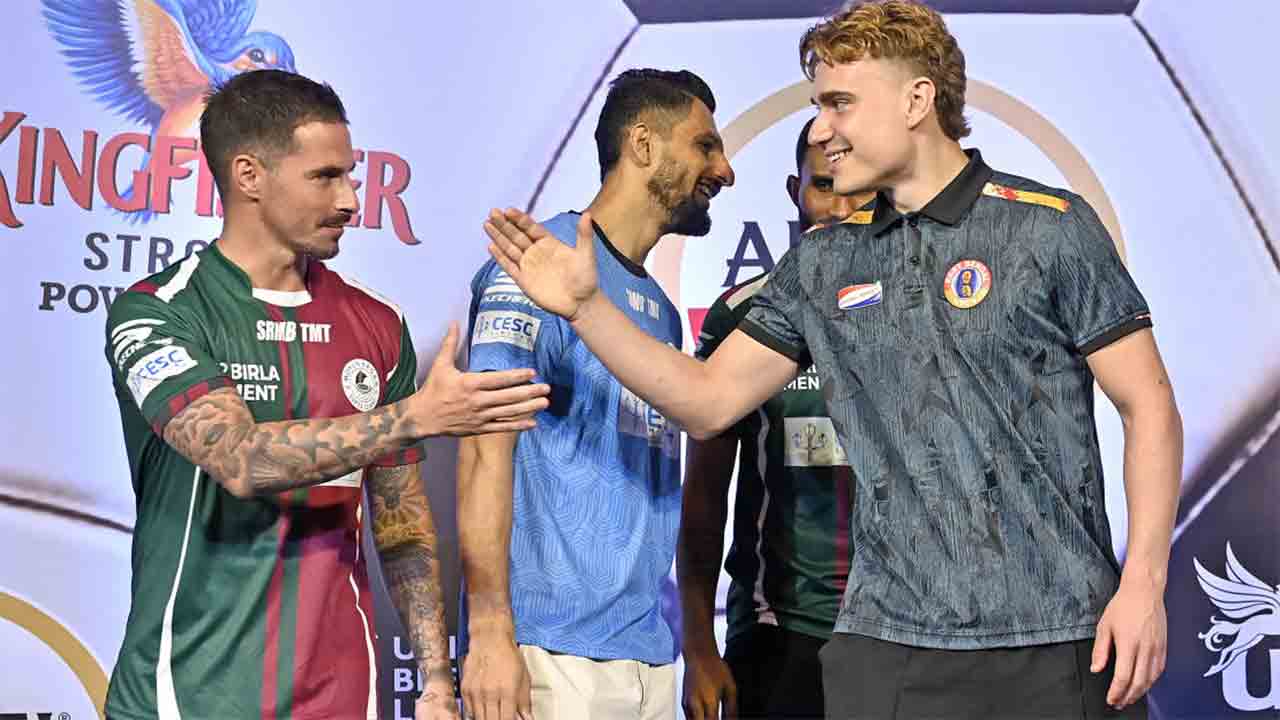 প্রমাণ করতে মরিয়া ম‌্যাকলারেন। নজর কাড়তে চান অ‌্যান্টনও।