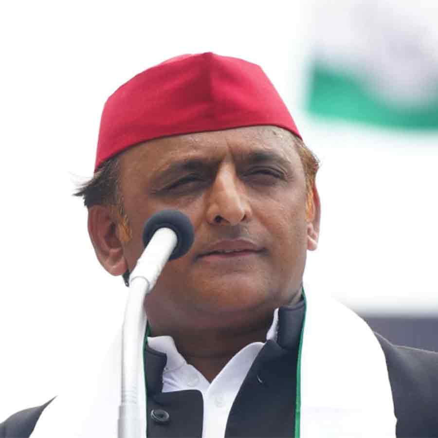 'SP is moving towards winning 250 seats in Uttar Pradesh'