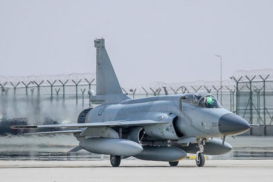 Pakistan trying to fuelling Bangladesh, may give training Dhaka Air force and supply JF-17 thunder fighter jets, a big concern for India