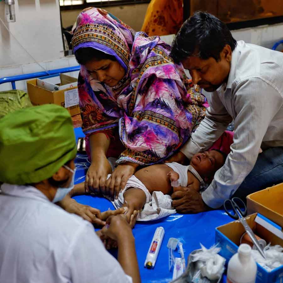 Over 450 children died by measles in Bangladesh dgtl