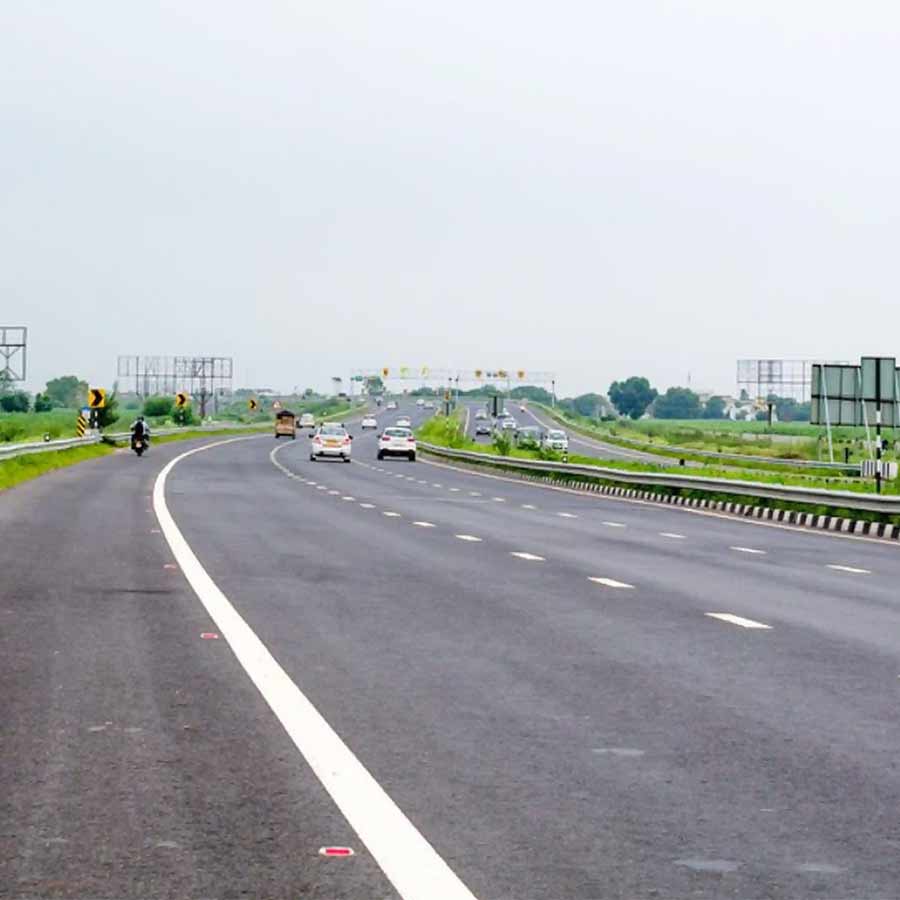 জাতীয় সড়ক।