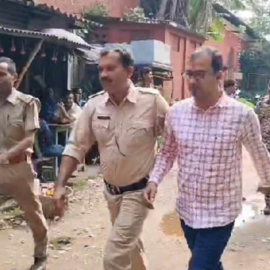 Pundibari Police arrested 4 suspects of Suvendu Adhikari Convoy attack in the year 2025 dgtld
