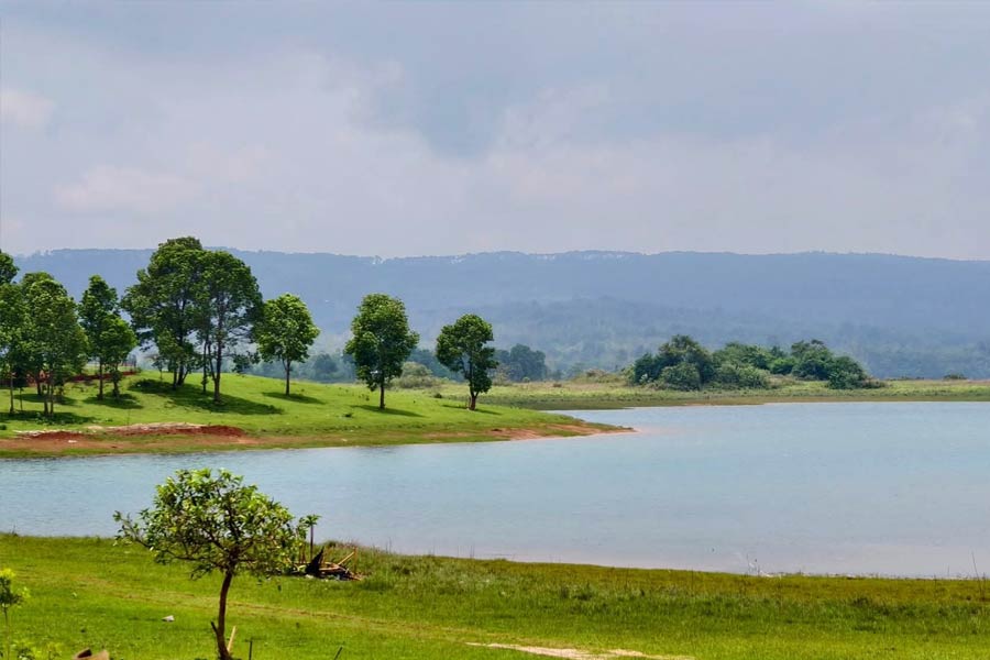 উমরাংসুতে রয়েছে এমনই সুন্দর হ্রদ।