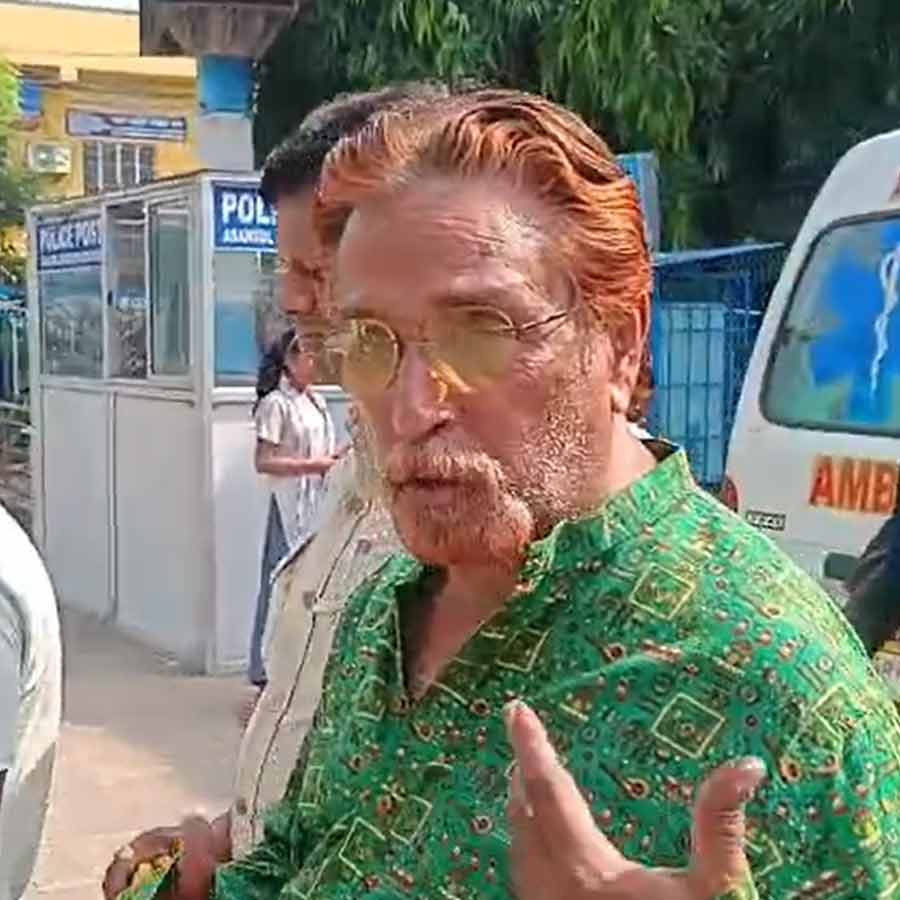 সোমবার আদালতে যাওয়ার পথে তৃণমূল নেতা রাজু।