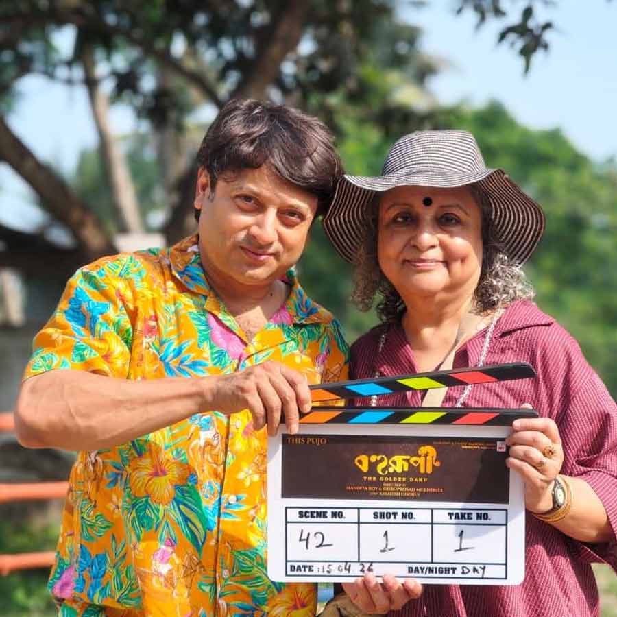 ‘বহুরূপী’ ছবির শুটিংয়ের ফাঁকে।