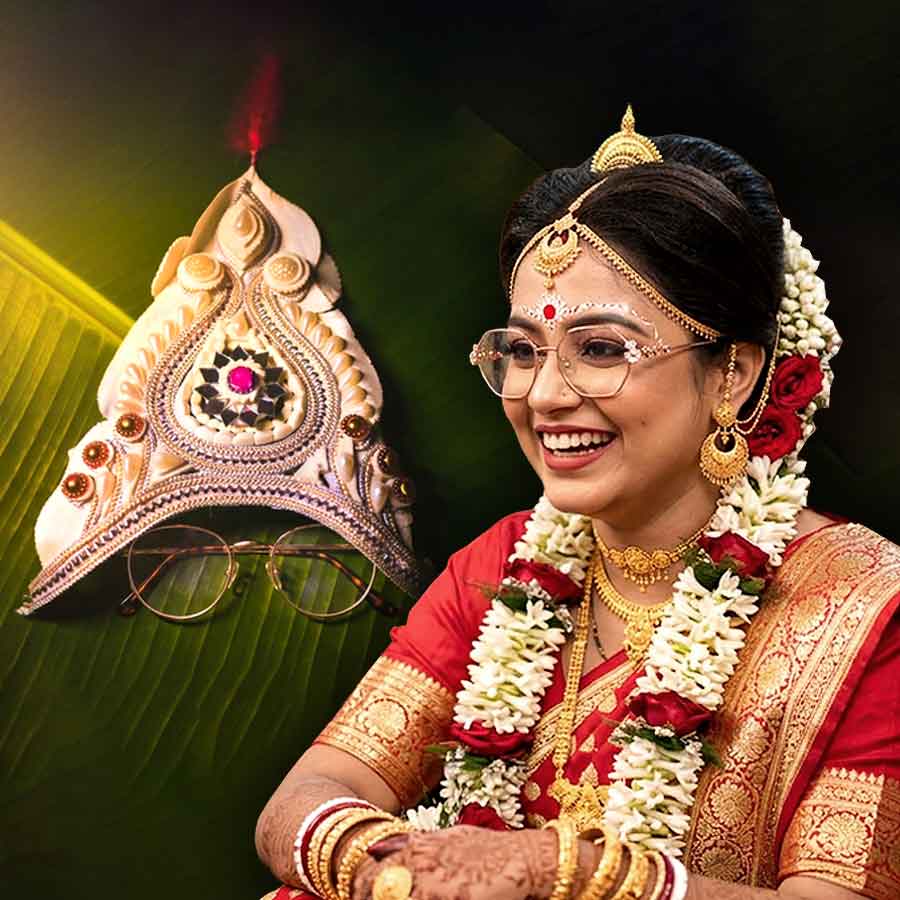 চশমা যখন দিনযাপনের সঙ্গী, বিয়েতে বাদ কেন? ভাবনা কি বদলাচ্ছে কনেদের?