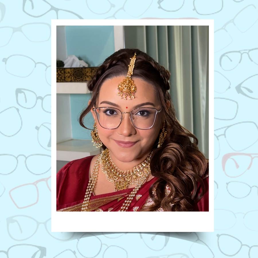 ফ্রেম হওয়া প্রয়োজন মুখের সঙ্গে মানানসই।