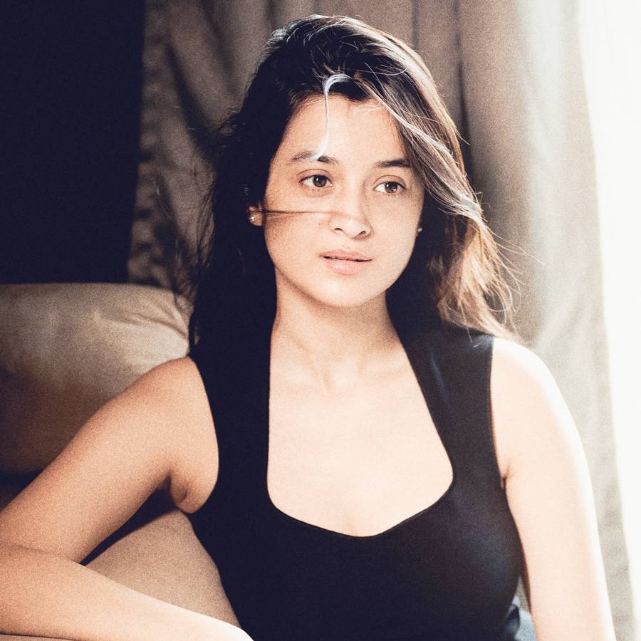 দর্শনা বণিক।