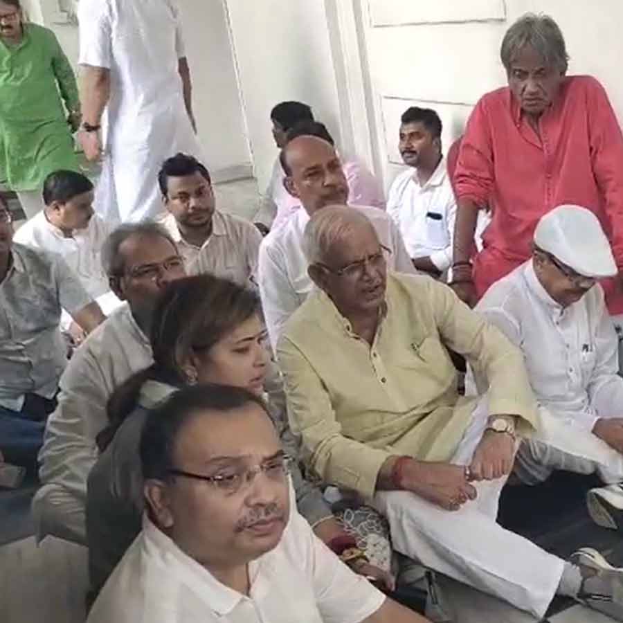 Tmc MLAs having a demonstration in front of speaker office