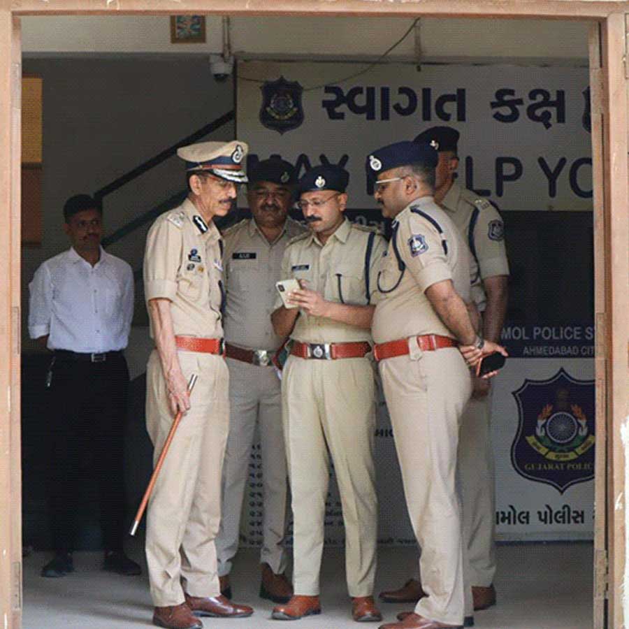 Gujarat Actor Hemant Nagindas Purshottamdas Linked to Films With Amitabh Bachchan and Aamir Khan Arrested in Murder Case After 12 Years