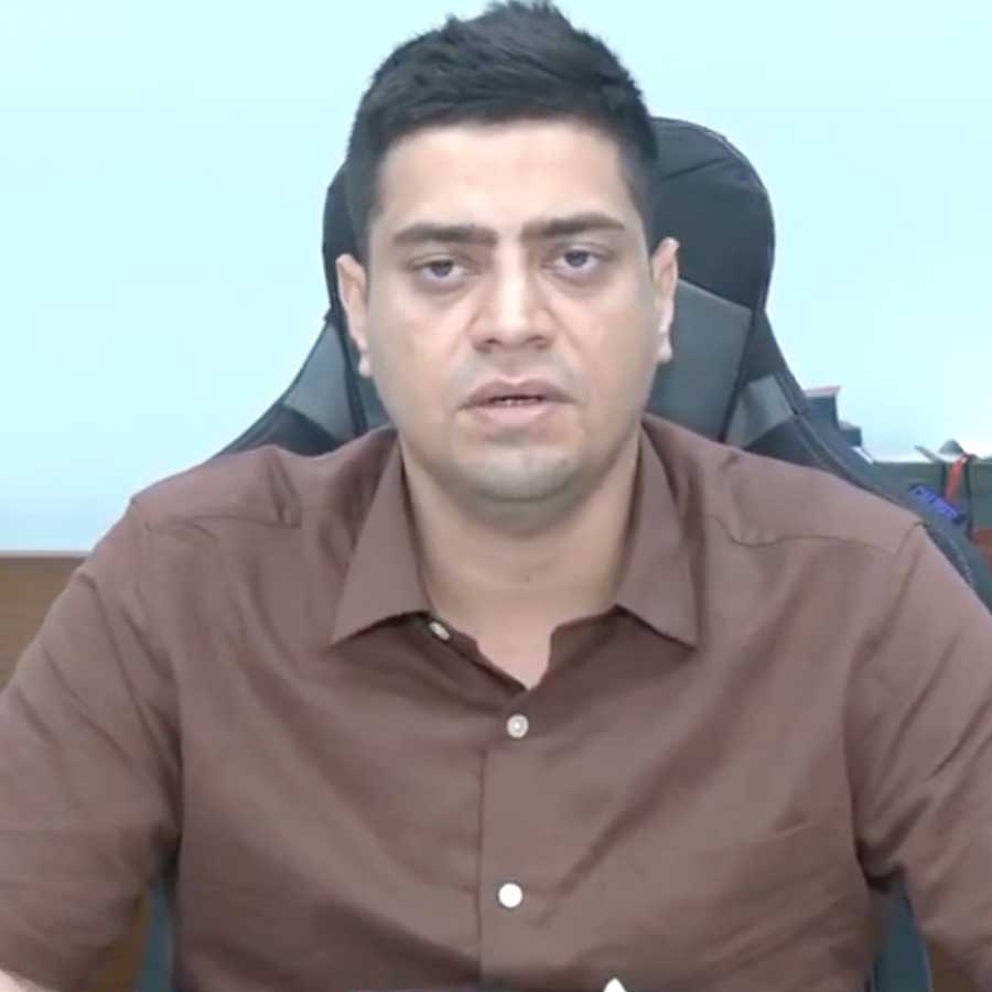 Gujarat Actor Hemant Nagindas Purshottamdas Linked to Films With Amitabh Bachchan and Aamir Khan Arrested in Murder Case After 12 Years