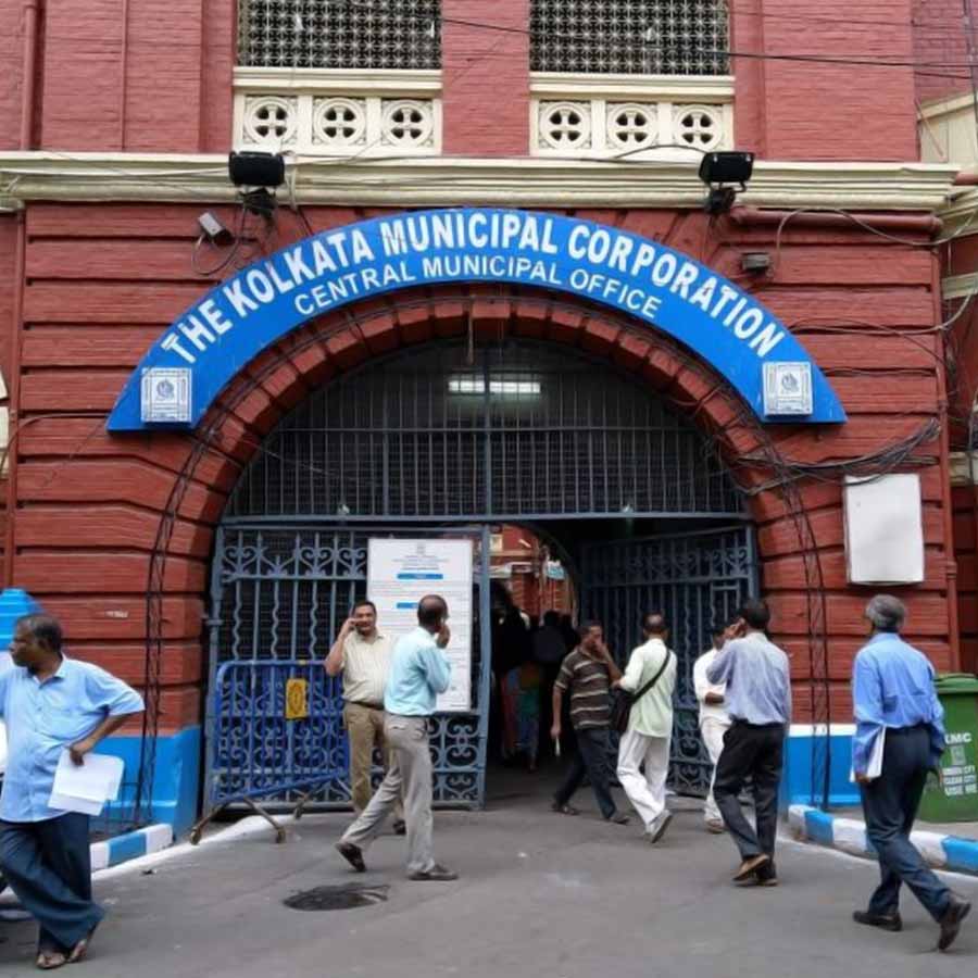 Legal Ambiguity Surrounds Regularization of Illegal Constructions; Kolkata Municipal Corporation Officials Seek Clear Guidelines