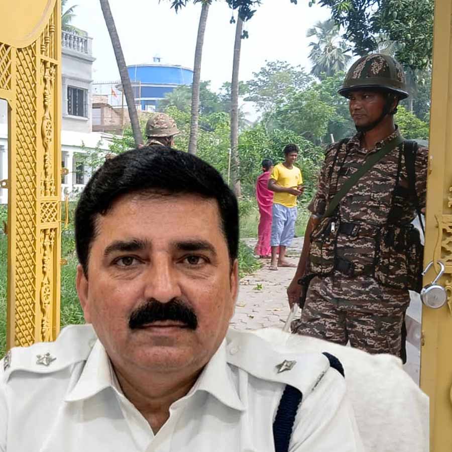 কলকাতা পুলিশের প্রাক্তন ডিসি শান্তনু সিংহ বিশ্বাসের কান্দির বাড়ি বাজেয়াপ্ত করতে চলেছে ইডি।