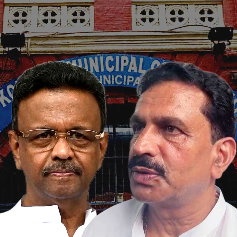 BJP Councilor Approaches Secretary, Alleging TMC Is Stealing Files at Kolkata Municipal Corporation