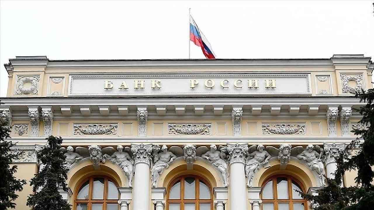 Russia’s rubble has performed as World’s Best Currency against dollar while rupee price continuously going down 