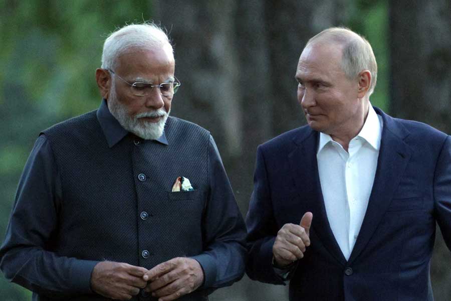 Narendra Modi Vladimir Putin 