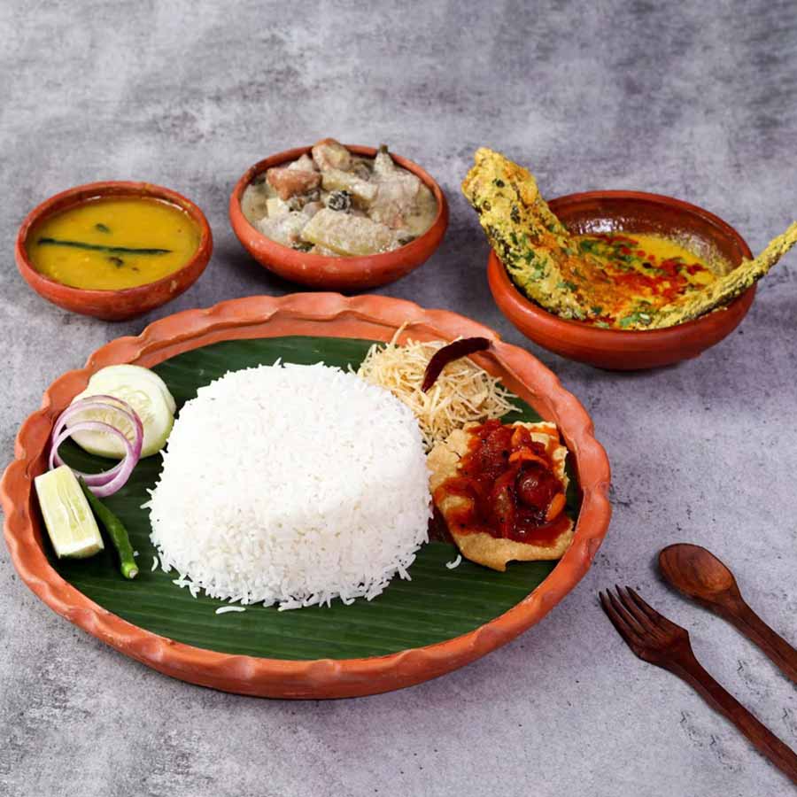 ভাত বাদ দিতে হবে না, তা হলে ওজন কমবে কী ভাবে?