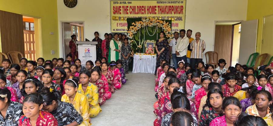 অনাথ আশ্রমে প্রয়াত জয় বন্দ্যোপাধ্যায়ের জন্মদিন পালন।