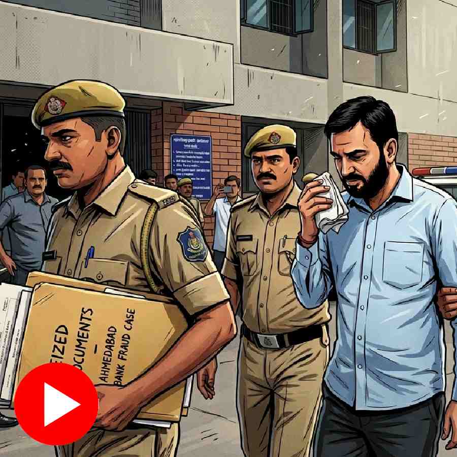 Video shows bank employee from Ahmedabad steals 8.7 crore from bank, arrested later