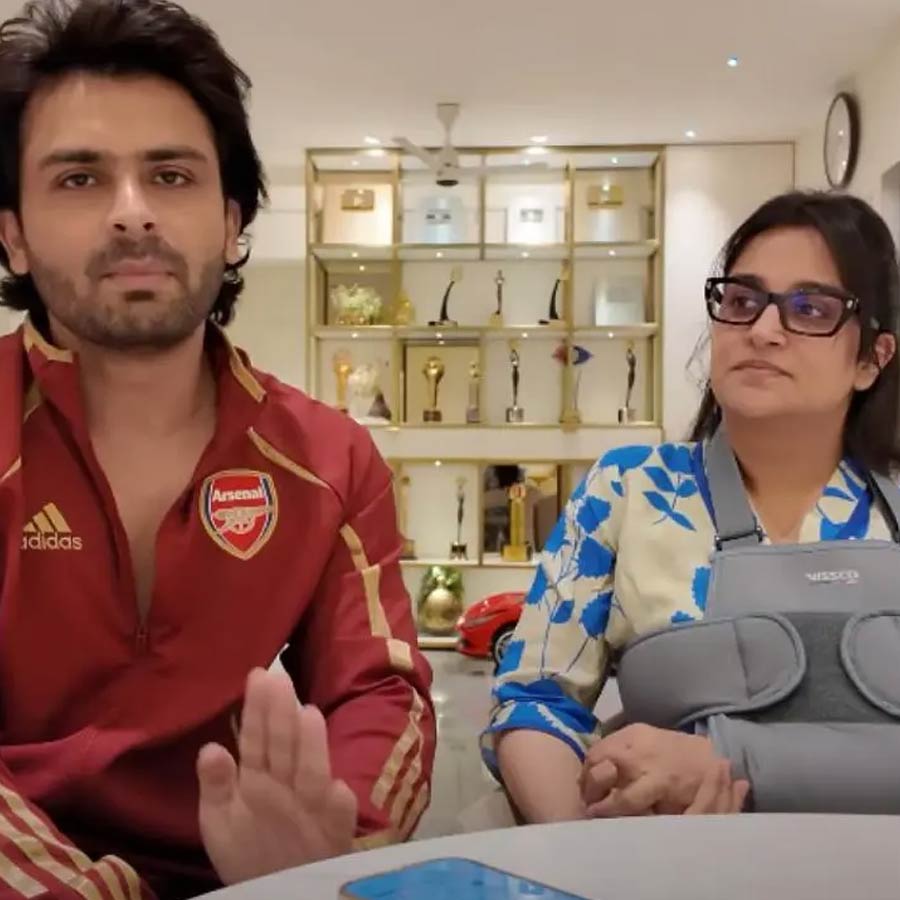 Shoaib Ibrahim Dipika Kakar looked stressed while leaving the hospital actor give his father health update dgtl