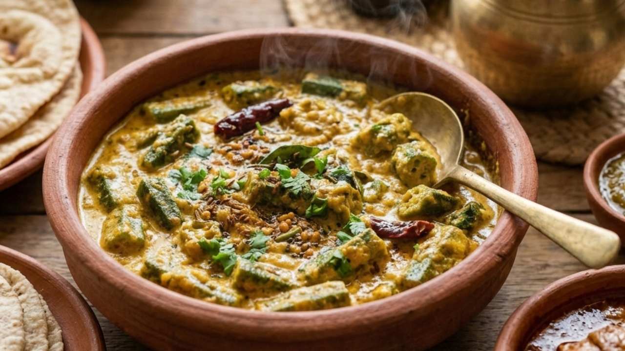 দই ও ঢেঁড়সের পদ।