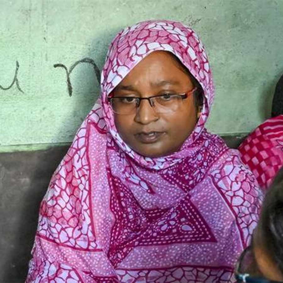সাবিনা ইয়াসমিন।