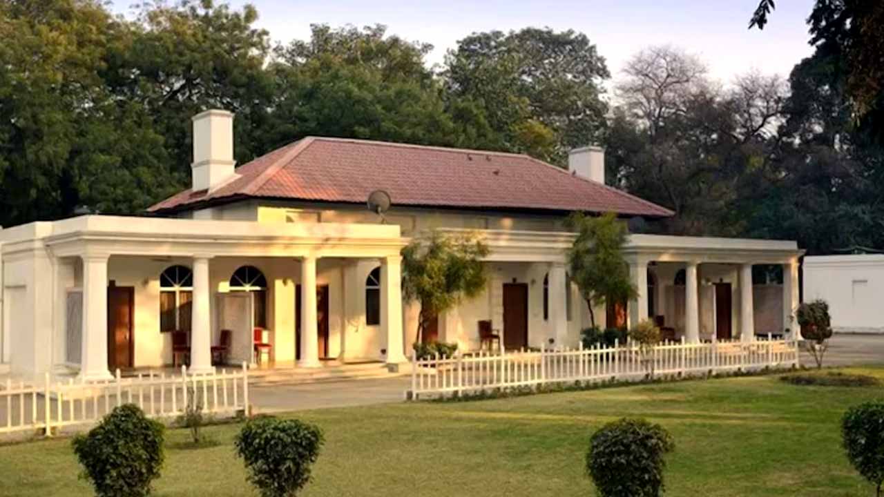 দিল্লি জিমখানা ক্লাব।