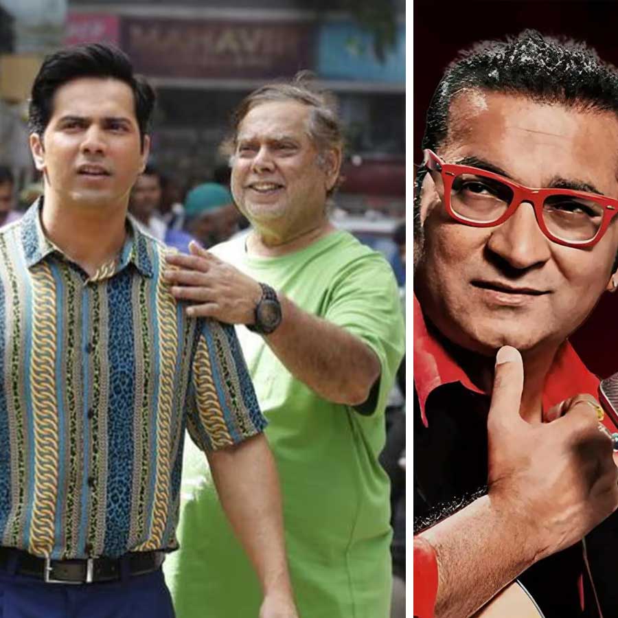 ডেভিড পুত্র বরুণের সমালোচনায় অভিজিৎ ভট্টাচার্য।