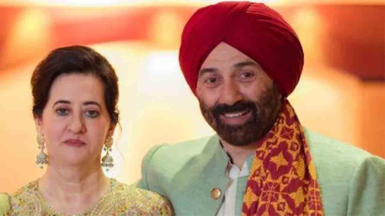 Sunny Deol Click Photograph With his Wife pooja deol also disclose if there any restriction on His wife