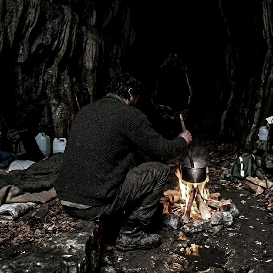 French scientist spend two months alone in cave with no clock, what happened dgtl