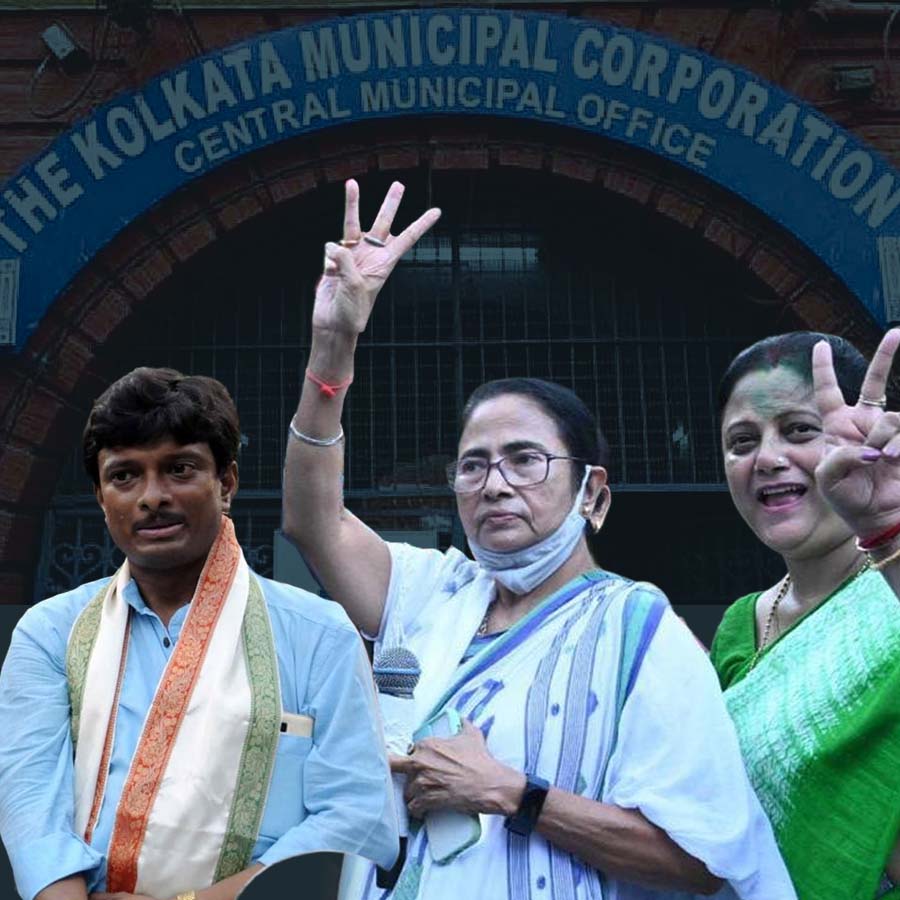 TMC Councillors Resigning, Municipal Service Of Kolkata In Trouble dgtl