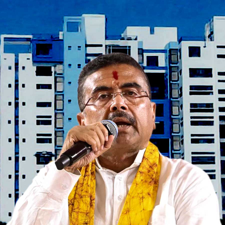 পশ্চিমবঙ্গের মুখ্যমন্ত্রী শুভেন্দু অধিকারী।