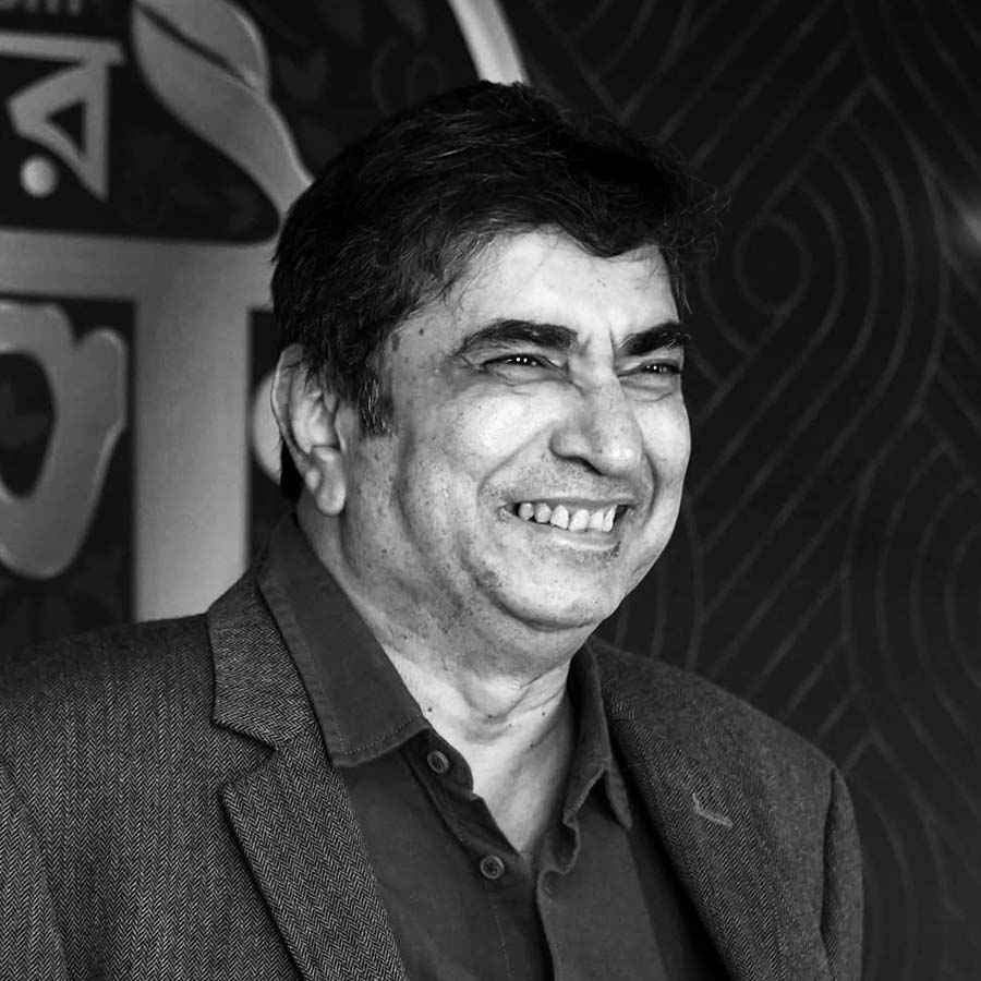 Director Anik Dutta's cremation will be done on Friday dgtl