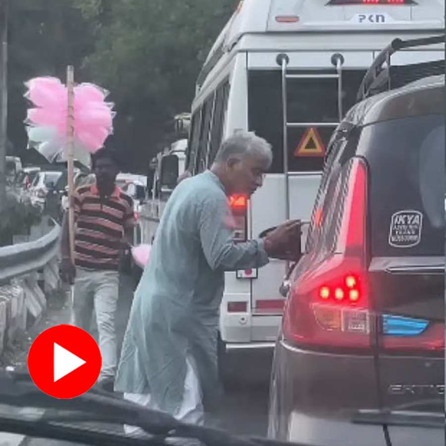 Video of man confronting tourist for throwing plastic waste from car in Mussoorie dgtl