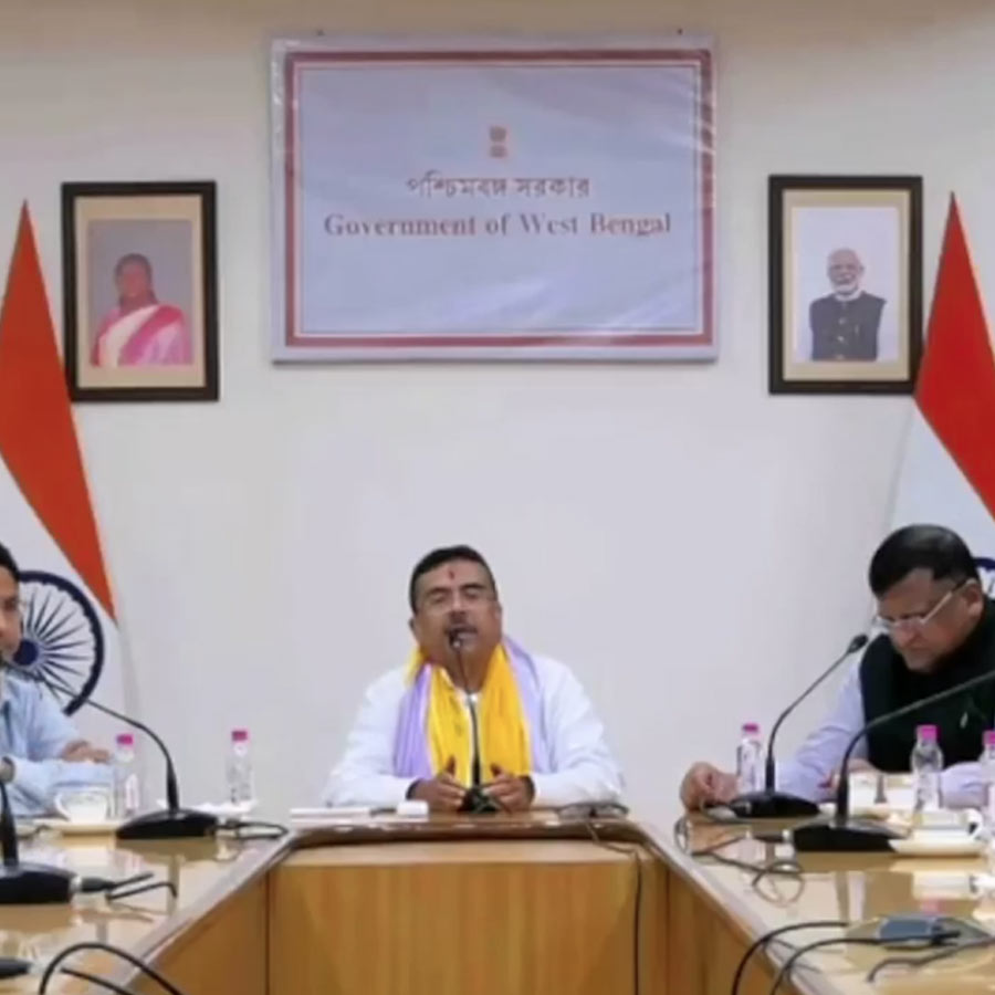 নবান্নে পাহাড় নিয়ে বিশেষ বৈঠকে মুখ্যমন্ত্রী শুভেন্দু অধিকারী। শুক্রবার।