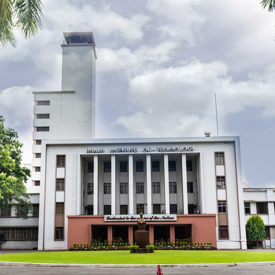 আইআইটি খড়্গপুর।