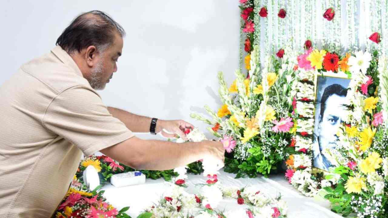 সিএবি কোষাধ্যক্ষ সঞ্জয় দাসের শ্রদ্ধাজ্ঞাপন।